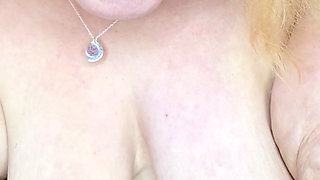 Pussy Rubbing N Cumming