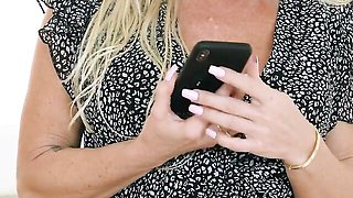 Feet video with dainty Robbin Banx from Family Strokes