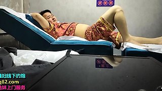 Horny fat arab housewife fingered on amateur hidden cam