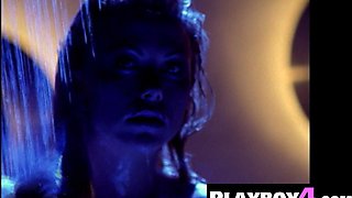 Busty Tits blond mommy posing totally naked