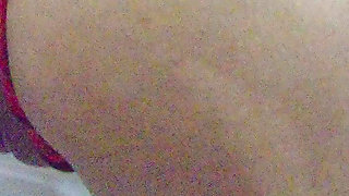 Colombian Woman Asks a Tourist to Get Her Pregnant