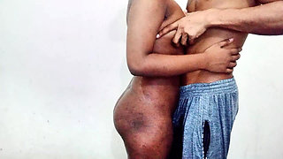 My girlfriend is very free with me. While my girlfriend was changing clothes, I fucked my big boobs girlfriend. First Time with