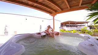 Chloe - Hot Tub Date