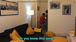 19 yo BRAZILIAN GOLD DIGGER Gets Dominated