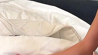 Hot Slim Tight Pussy Brunette Babe Loves Cream and Oily Hard Cocks to Drain the Balls and Take the Cum on Her Hands