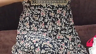 Indian Saara Teach Step Brother Viral Video Hindi Audio Sara Is Teaching Her Step Brother What Kind of Bras and