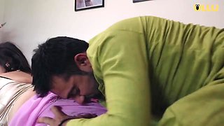 Perverted Indian cougar emotional xxx video