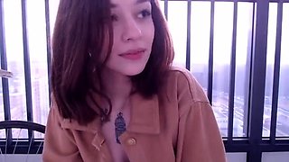 Hot amateur webcam teen masturbates for their fans