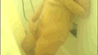 Uruguayan MILF Inez masturbates in the shower