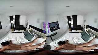PURITYVR Hot oil massage with Lola
