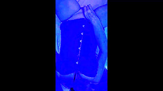 Blue Bathroom Romance - Sucking, Fucking and Cumming on her