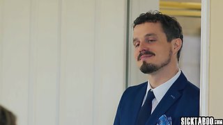 Hot MILF enjoys the risky threesome