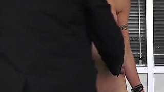 The Mature Woman Gets Sodomized in the Boss's Office