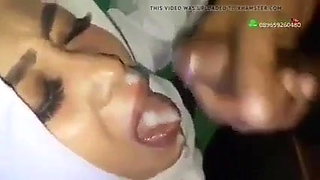 Musel Kopftuch Olle bekommt Gesichtsbesamung von Afro Pimmel