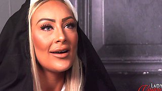 Chubby Jess Nova wearing nylon stockings teasing her neighbor