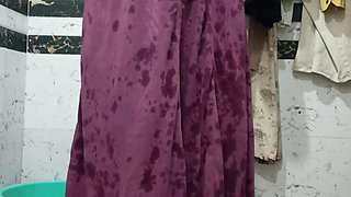 Priya Bhabi Big Ass Bath Show