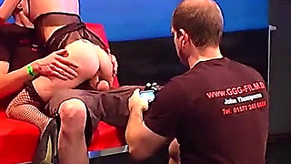 Asian Girl Deepthroats Outdoor and Lets Herself Be Anal Cumshot!