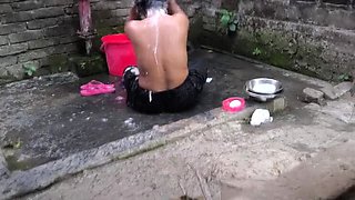 Desi Aunty Naked Bath Surprise - Hardcore Ass Fucking in Shower