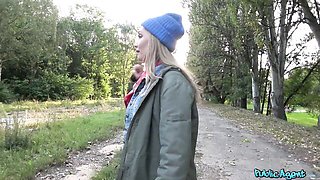 Martin and Lola's sex in public porn