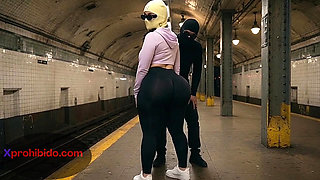 Curvy Woman with Massive Ass Moving at the Metro
