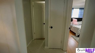 I'm So Fucking Horny, Fuck Your Stepmom's Wet Pussy Now" - Kali Roses Begs Stepson For Hard Cock