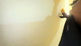 Lebanis Hot Maid Clean My Room & I see Her hanging Boobs