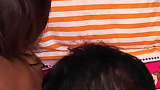 Pby Luring Her with Such Things, the Teacher Had Hardcore Sex with the Student.