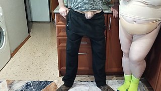 Dick Jerking in the Kitchen and Cum in Mother-in-law's Mouth