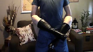 Peeing blonde fetish babe uses toy in her tight pussy