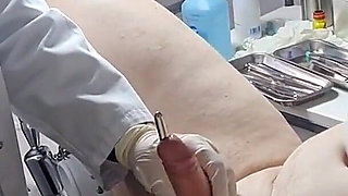 Hanna Engelss - Patient Gets His Urethra Stretched