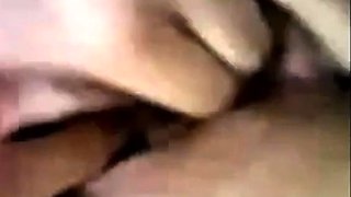 Japanese Amateur Girl Masturbates on Cellphone