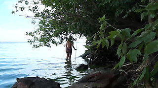 Fishing with harpoon