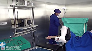 PRIVATE-PATIENT Patient Pia 03