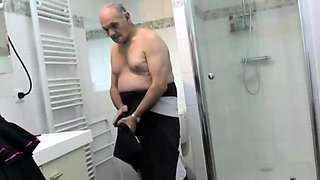 Couple libertin franais baise avec une escort