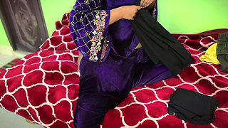 Arab Muslim Girl From Tinder She Want Fuck From Fan Guy, Then He Fuck Her Tight Pussy After She Naked