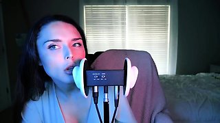 HeatheredEffect ASMR OnlyFans Kissing & Licking Short