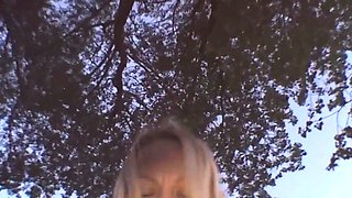 Miley-Weasel - Geiles Strandluder l-sst sich ficken