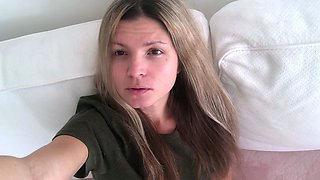 Brunette Solo Webcam Masturbation