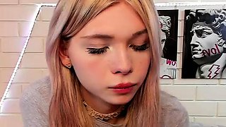 Close up Of Teen Masturbating