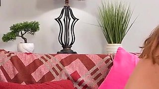 Stepmom Is a Squirter - S9:e5