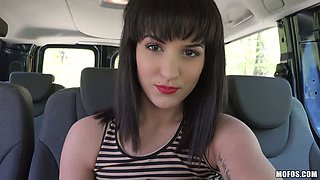 Raven haired hottie Bella Beretta pleases kinky dude with solid fellatio in the bus
