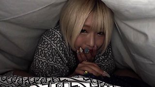 Amateur Asian gives amazing blowjob