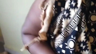Village Aunty Saree Wearing