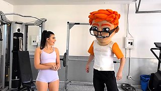 PornDude's Hardcore Gym Session with Busty Trainer Gal