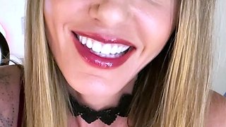 Amateur Blonde With BIG BOOBS Hot Free Cam Show