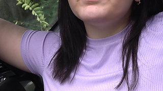 I Show My Boobs in Random Places