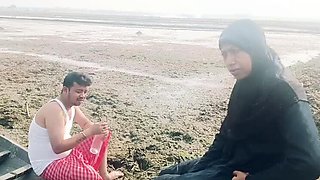 Poor Desi Village Girl Hardcore Sex With Boss In Hindi - Indian Aunty Bhabhi Fucking HD