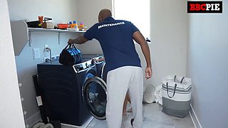 Emma Rosie Begs Handyman For His Huge Black Tool