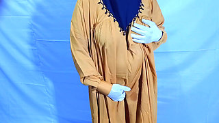 Indian Muslim Hijabi Beautiful Wife Satisfying Her Sexual Hunger With Her Hands - Clear Hindi