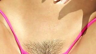 It's Still Summer, Don't Forget It